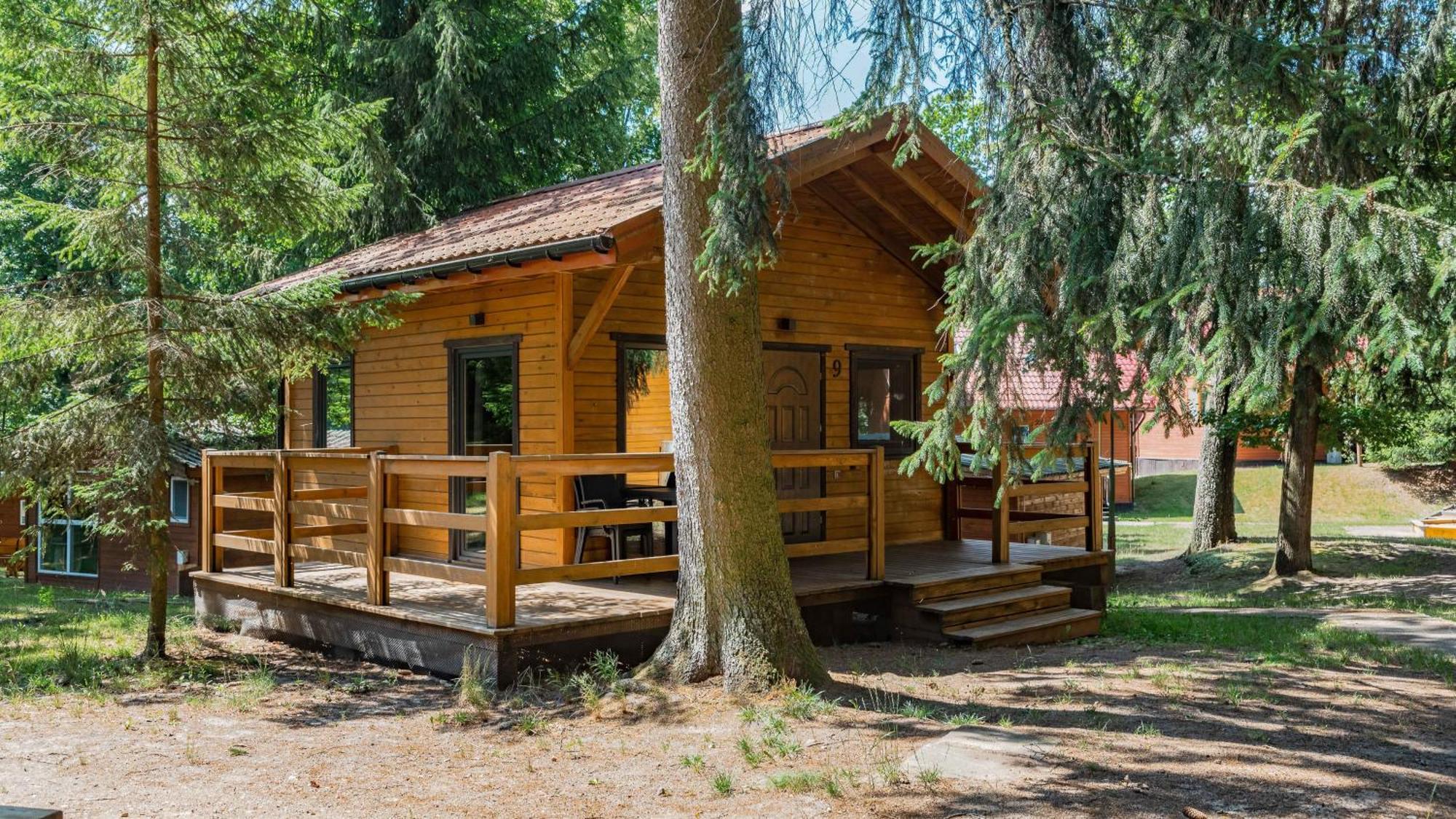 Hotel Labedzi Ostrow Osrodek Wypoczynkowy à Piekna Gora Extérieur photo